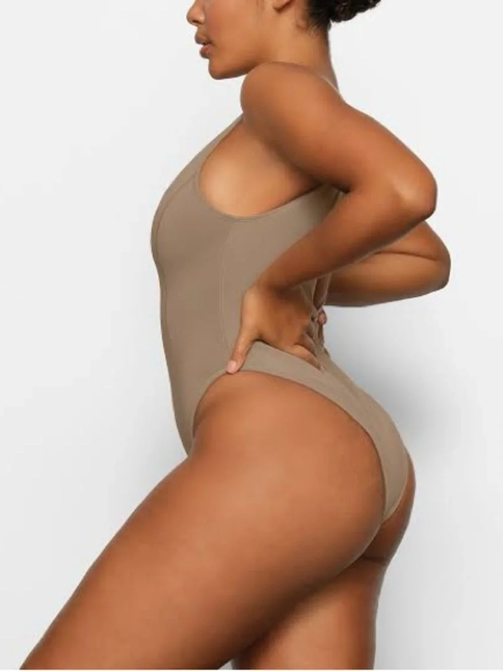 Skims Sport Scoop Neck Zip-Front One-Piece Swimsuit Desert Beige size Large